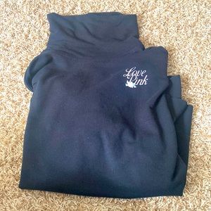 Turtle neck sweater from pink